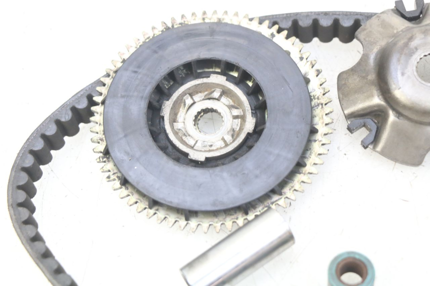 photo de VARIADOR APRILIA SCARABEO 100 (2003 - 2012) - Estado de la superficie y material