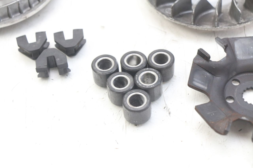 photo de VARIADOR MBK SKYCRUISER 125 (2006 - 2009) - Otra perspectiva