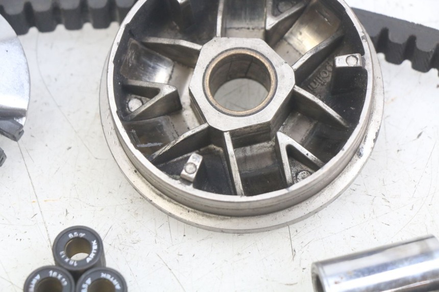 photo de VARIADOR PEUGEOT SPEEDFIGHT LC 50 (1996 - 2002) - Estado de la superficie y material