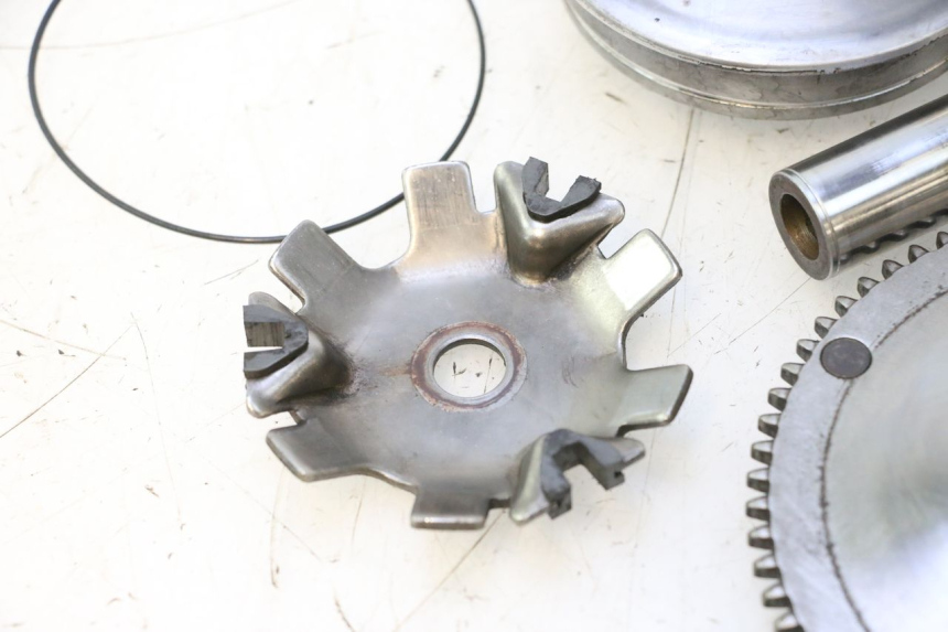 photo de VARIADOR PEUGEOT SPEEDFIGHT LC 50 (1996 - 2002) - Primer plano técnico