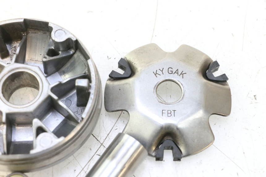 photo de VARIADOR KYMCO SUPER 8 2T 50 (2007 - 2013) - Primer plano técnico