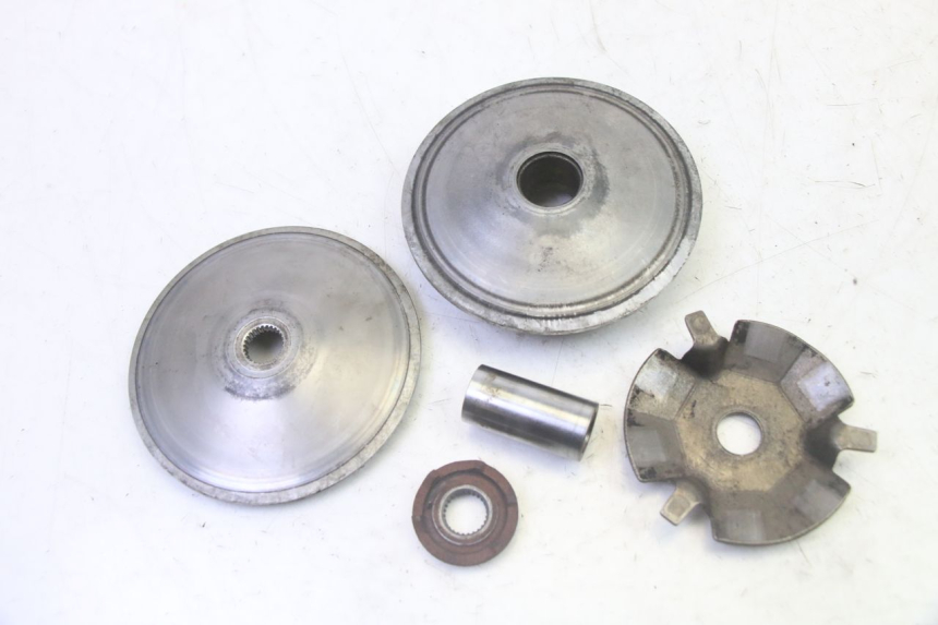 photo de VARIADOR PEUGEOT TWEET PRO CARGO 50 (2018 - 2022) - Detalle de la pieza