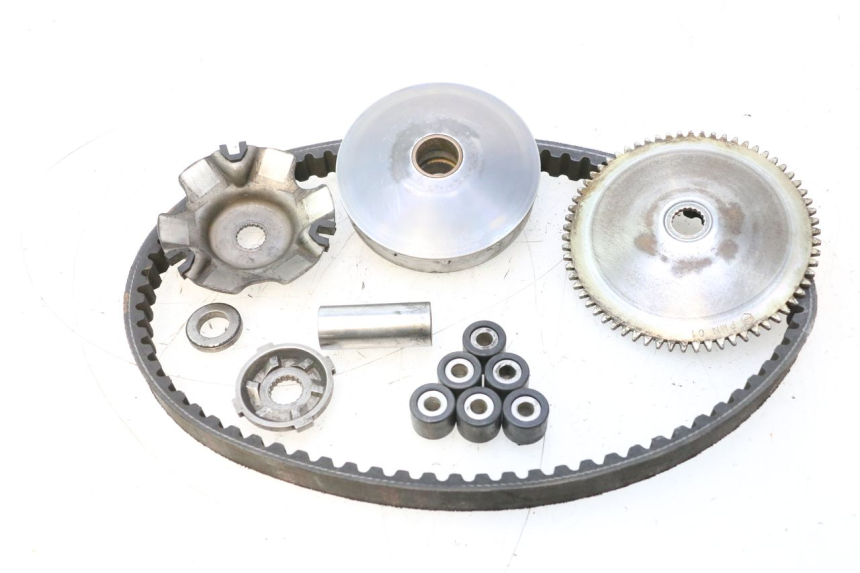 photo de VARIADOR PIAGGIO TYPHOON 50 (2000 - 2009) - Primer plano técnico