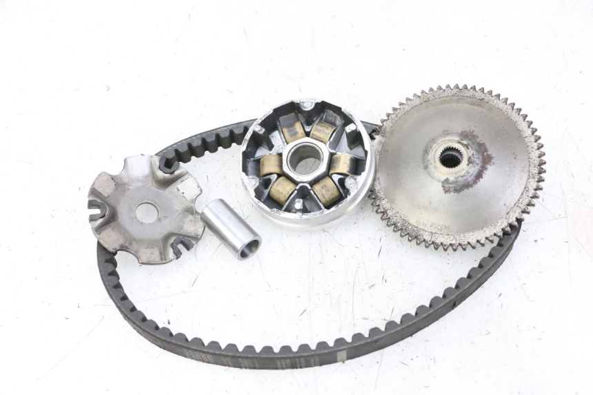 photo de VARIADOR UNIVERSAL BIKE ZN50QT-11B 50 (2018 - 2021) - Otra perspectiva