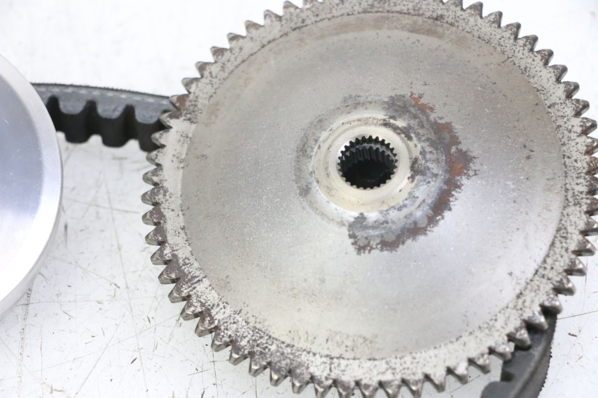 photo de VARIADOR UNIVERSAL BIKE ZN50QT-11B 50 (2018 - 2021) - Detalles de los puntos de fijación