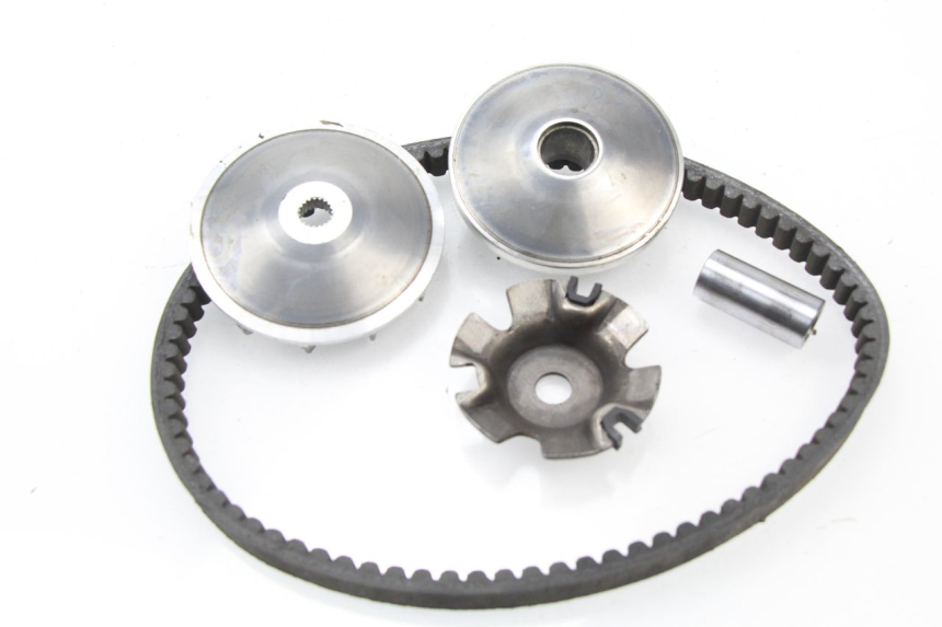 photo de VARIADOR REVATTO URBA GT 125 (2007 - 2017) - Primer plano técnico