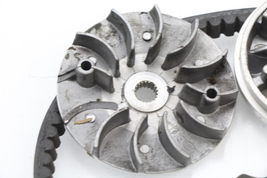 photo de VARIADOR REVATTO URBA GT 125 (2007 - 2017) - Detalles de los puntos de fijación