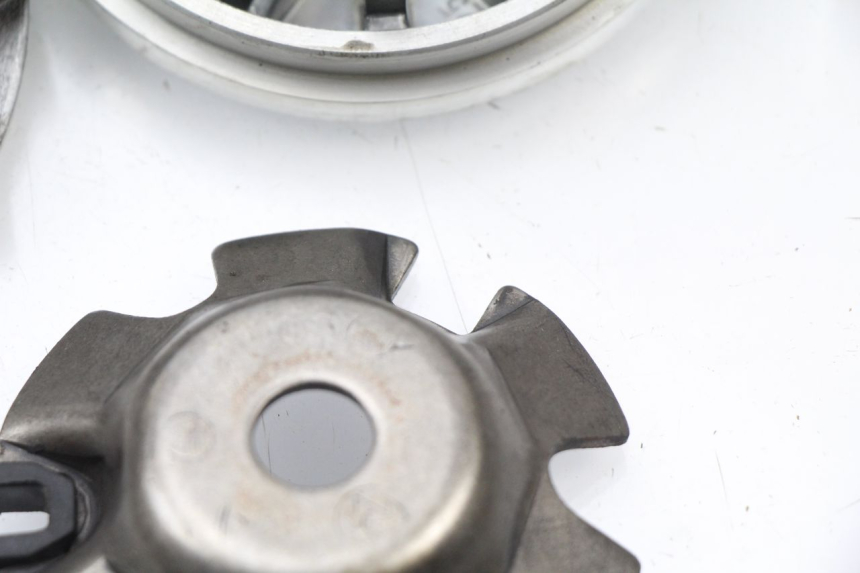 photo de VARIADOR REVATTO URBA GT 125 (2007 - 2017) - Recambio usado revisado