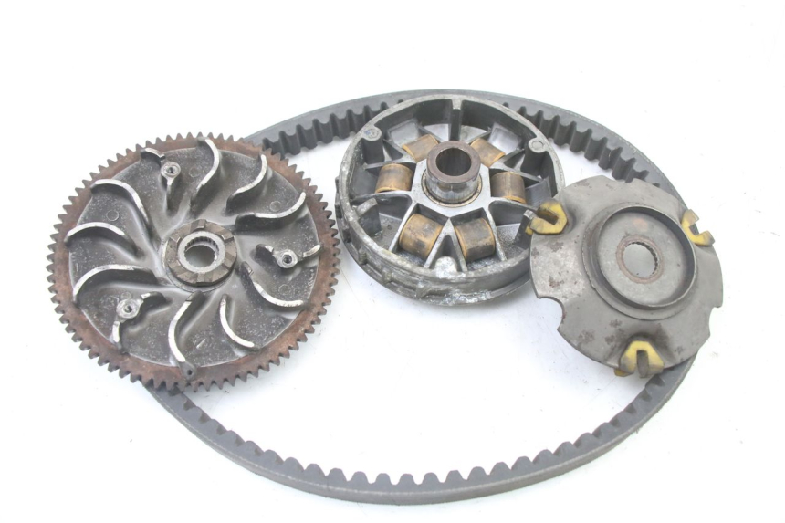 photo de VARIADOR PIAGGIO VESPA GRANTURISMO 125 (2003 - 2007) - Zoom estado de uso