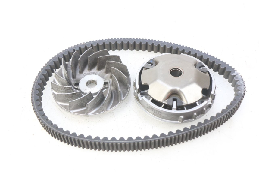 photo de VARIADOR PIAGGIO VESPA GTS IGET ABS 125 (2017 - 2023) - Zoom estado de uso