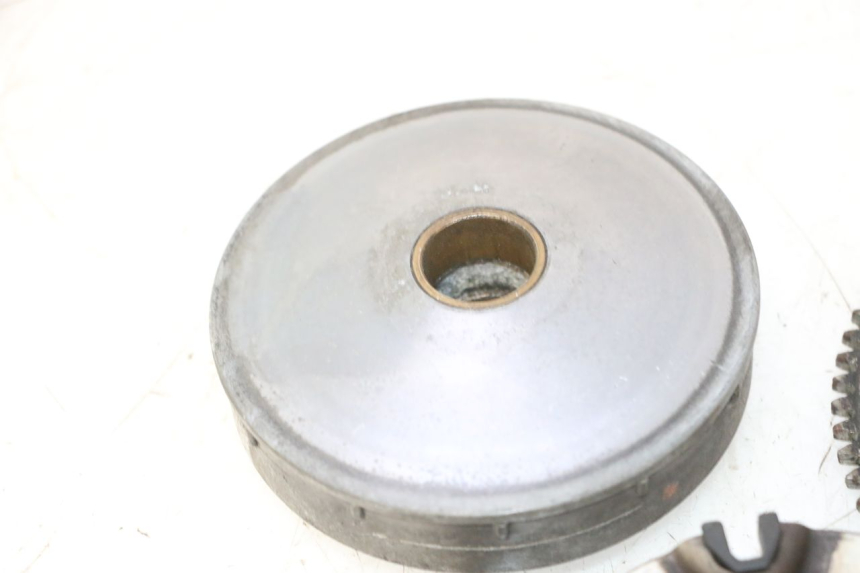 photo de VARIADOR PIAGGIO VESPA LX 2T 50 (2005 - 2013) - Detalles de los puntos de fijación