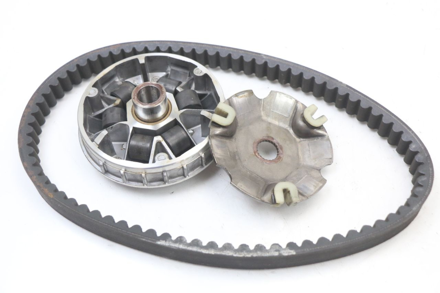 photo de VARIADOR PIAGGIO VESPA LX 125 (2005 - 2010) - Primer plano técnico