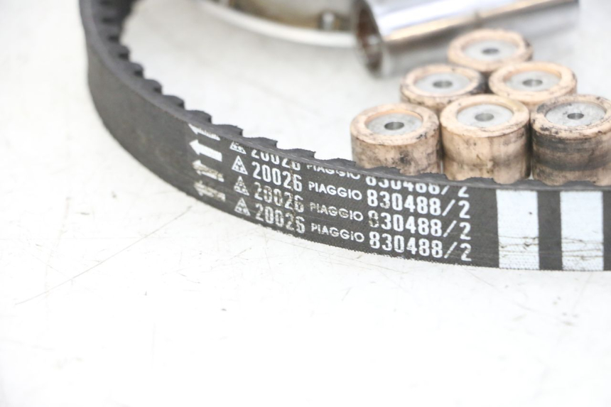 photo de VARIADOR PIAGGIO VESPA S 2T 50 (2007 - 2014) - Estado de la superficie y material