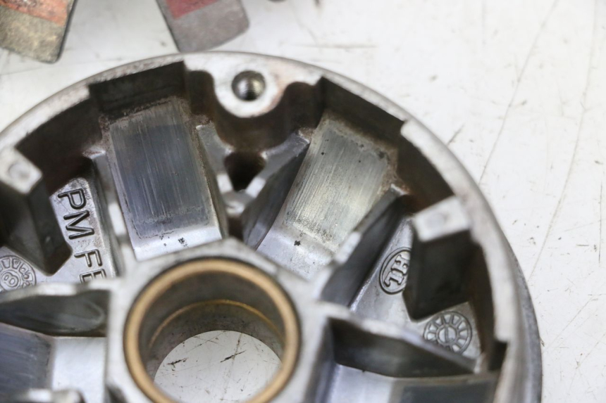 photo de VARIADOR PEUGEOT VIVACITY NEW 2T 50 (2008 - 2017) - Detalles de los puntos de fijación