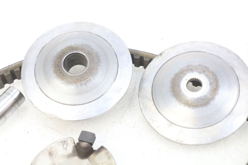 photo de VARIADOR PEUGEOT VIVACITY NEW 4T 50 (2008 - 2017) - Otra perspectiva