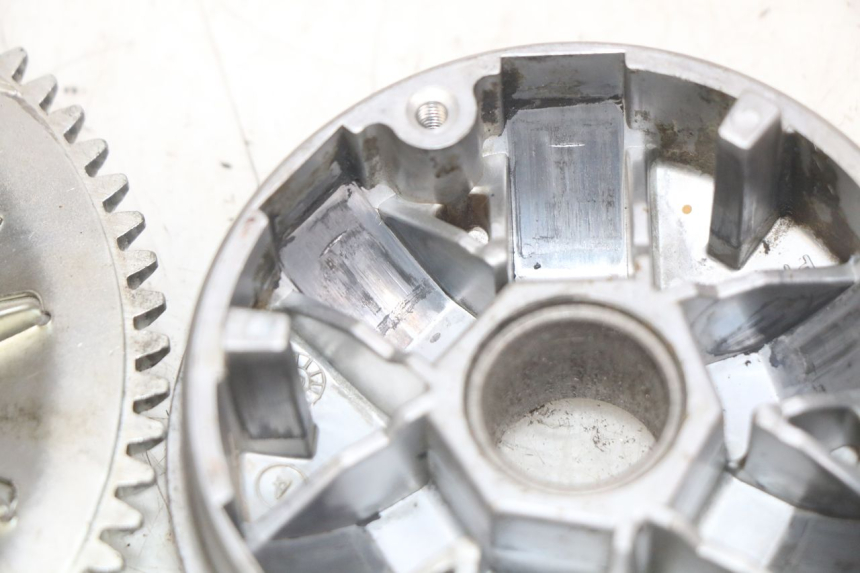 photo de VARIADOR PEUGEOT VIVACITY 50 (2004 - 2009) - Zoom sobre los componentes