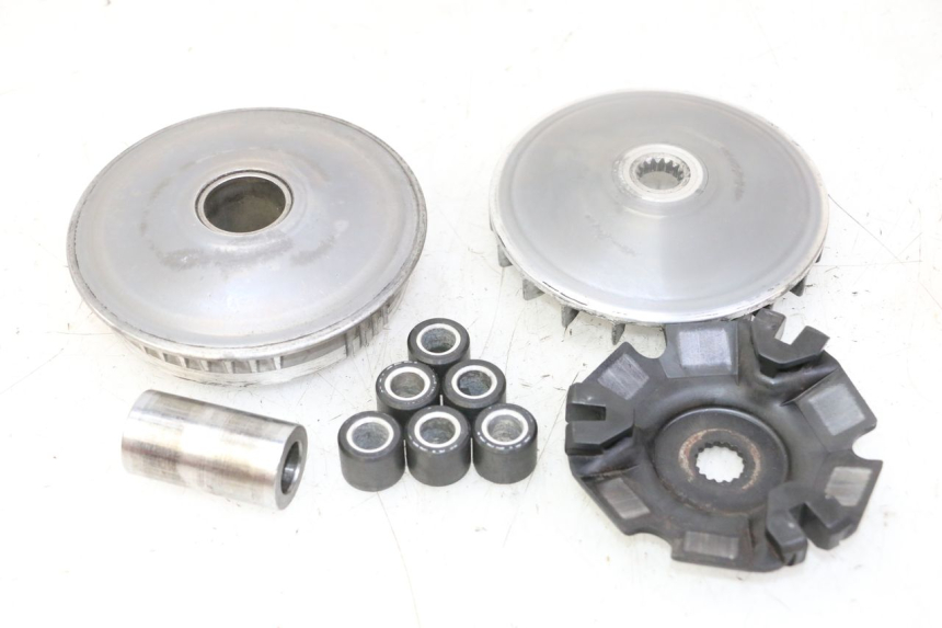 photo de VARIADOR YAMAHA X-MAX XMAX 125 (2010 - 2013) - Detalles de los puntos de fijación