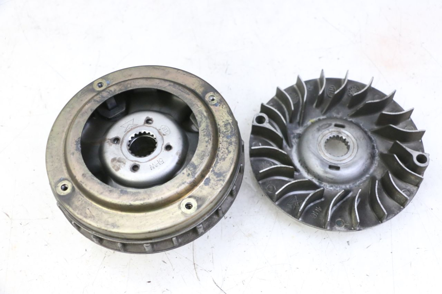 photo de VARIADOR YAMAHA X-MAX XMAX 250 (2006 - 2009) - Detalle de la pieza