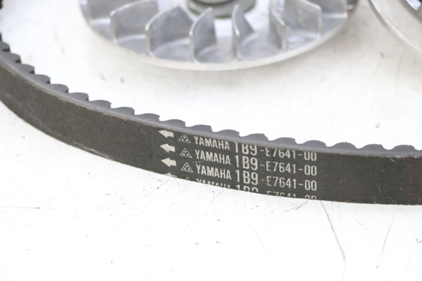 photo de VARIADOR YAMAHA XMAX X-MAX 125 (2006 - 2009) - Otra perspectiva