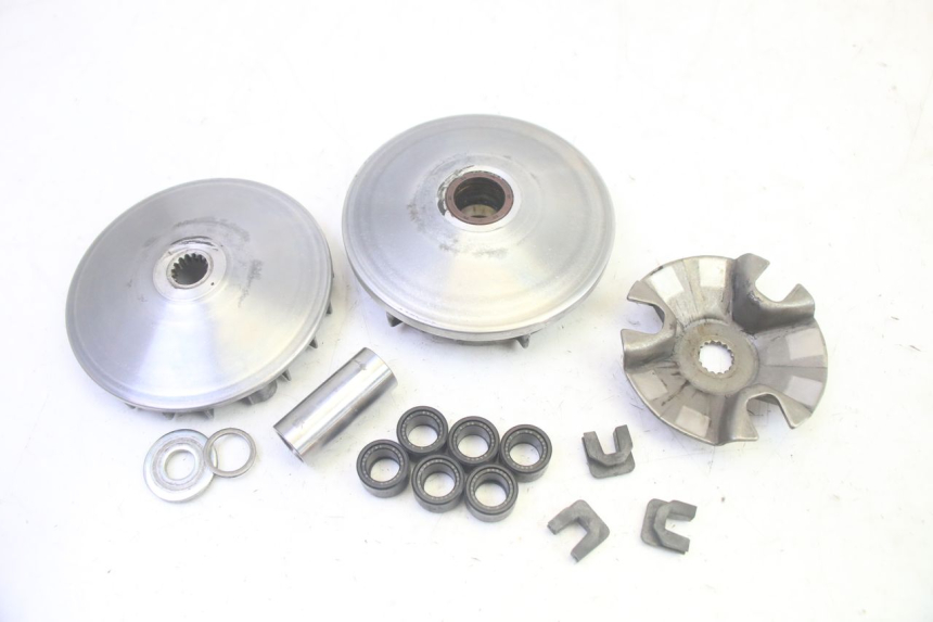 photo de VARIADOR YAMAHA XMAX X-MAX 125 (2006 - 2009) - Otra perspectiva