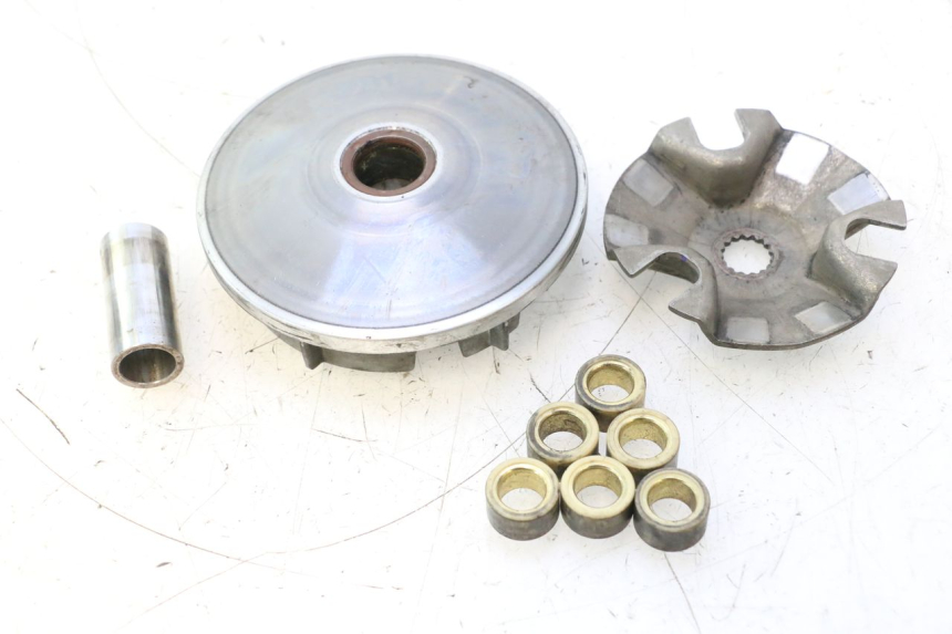 photo de VARIADOR YAMAHA X-MAX XMAX 125 (2010 - 2013) - Detalles de los puntos de fijación