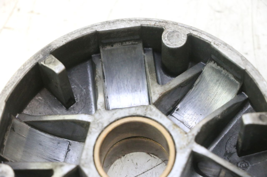 photo de VARIADOR PIAGGIO X8 STREET 125 (2006 - 2007) - Primer plano técnico
