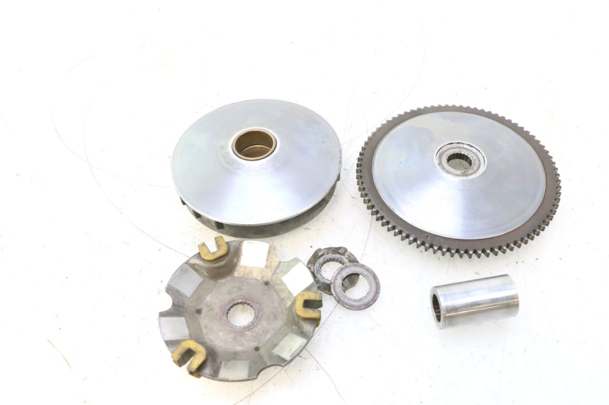 photo de VARIADOR PIAGGIO X8 STREET 125 (2006 - 2007) - Estado de la superficie y material