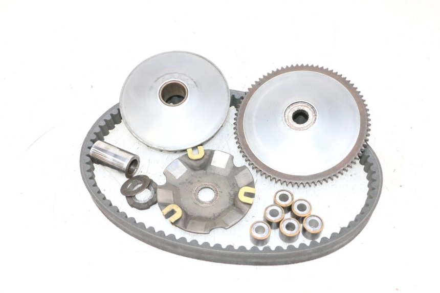 photo de VARIADOR PIAGGIO X8 125 (2004 - 2007) - Detalles de los puntos de fijación