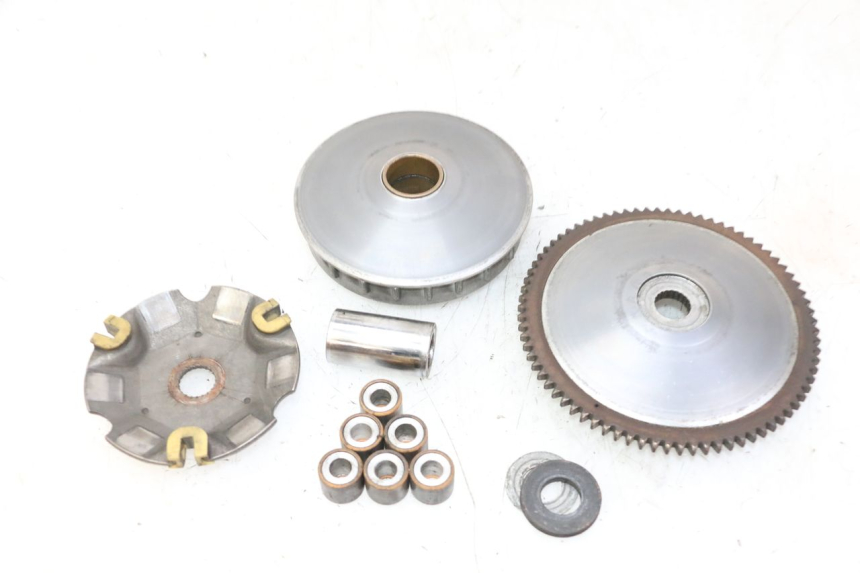 photo de VARIADOR PIAGGIO XEVO - X EVO 125 (2007 - 2017) - Primer plano técnico