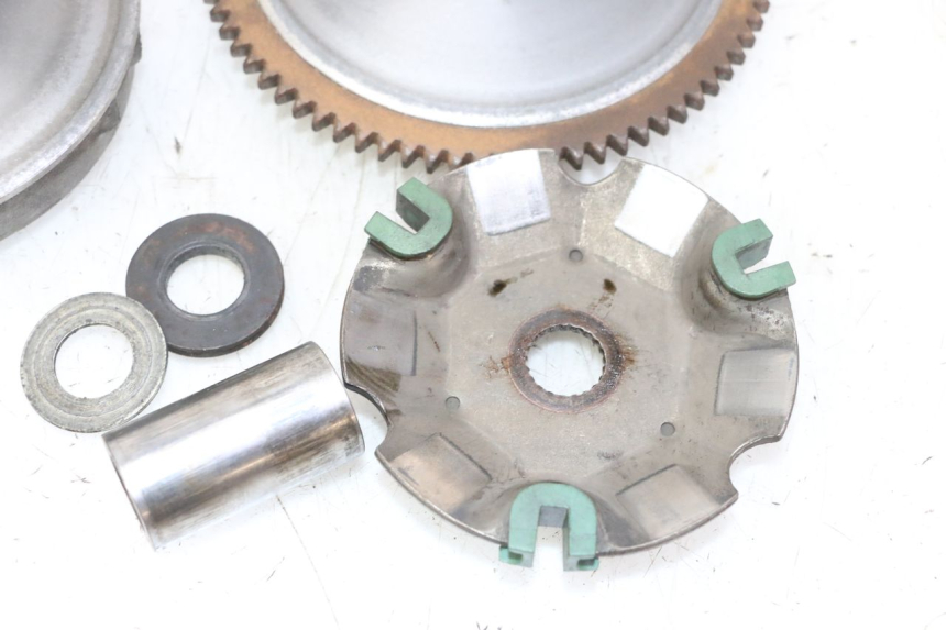 photo de VARIADOR PIAGGIO XEVO - X EVO 125 (2007 - 2017) - Primer plano técnico