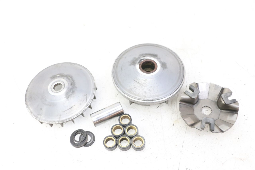 photo de VARIADOR YAMAHA YP MAJESTY 125 (2007 - 2010) - Detalles de los puntos de fijación