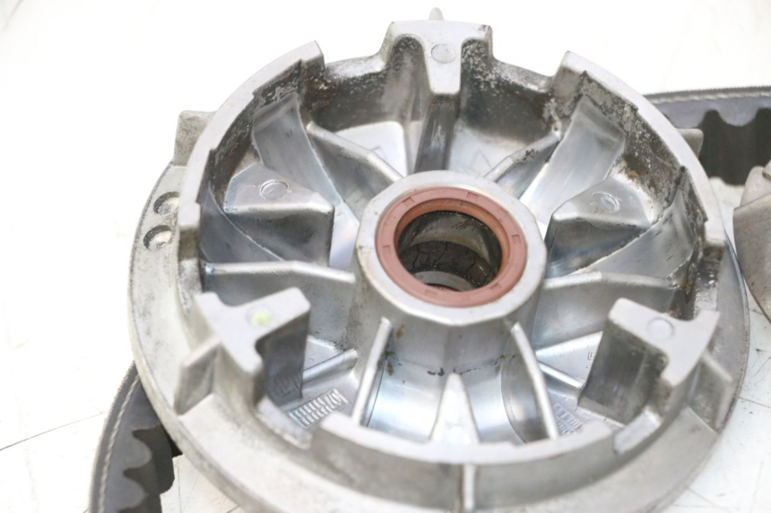 photo de VARIADOR YAMAHA YP MAJESTY 125 (2007 - 2010) - Primer plano de alta resolución