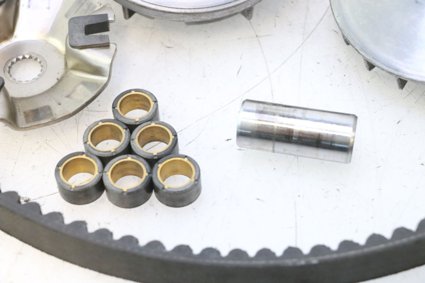 photo de VARIADOR YAMAHA YP MAJESTY 125 (1998 - 2001) - Primer plano técnico
