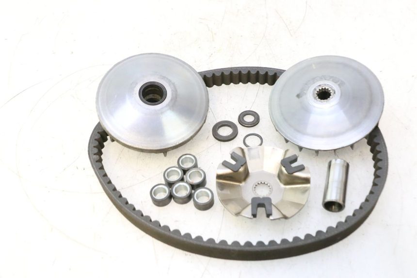 photo de VARIADOR YAMAHA YP MAJESTY 125 (2002 - 2006) - Detalles de los puntos de fijación