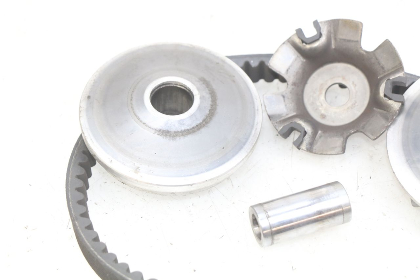 photo de VARIADOR YIYING YY125T 125 (2006 - 2014) - Primer plano técnico