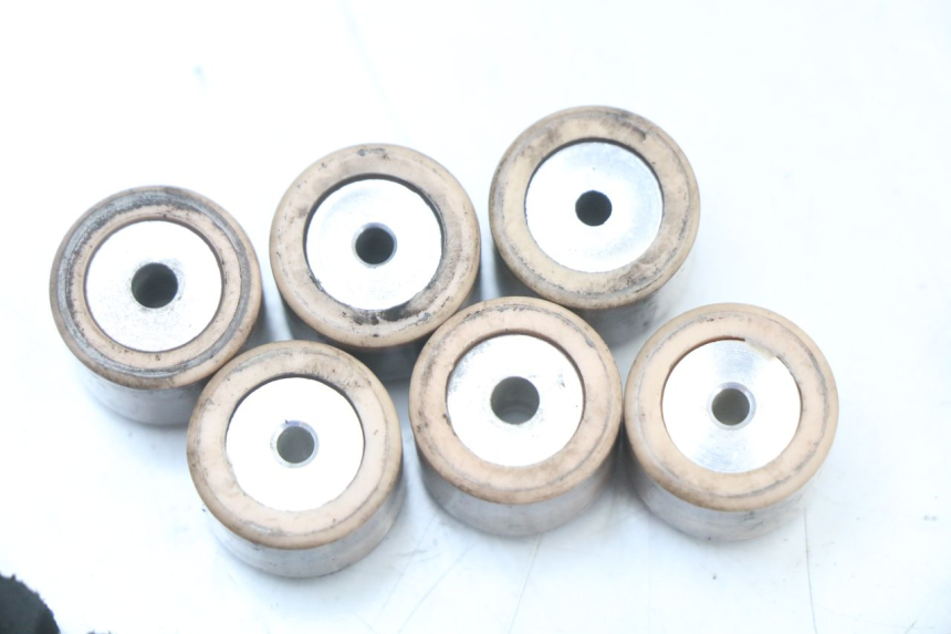 photo de VARIADOR PIAGGIO ZIP 2T 50 (2009 - 2019) - Estado de la superficie y material