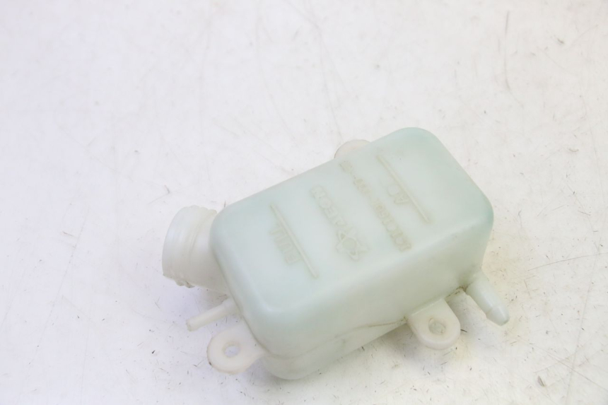 photo de BOTELLA EXPANSION QUADRO 4 4D 350 (2015 - 2018) - Otra perspectiva