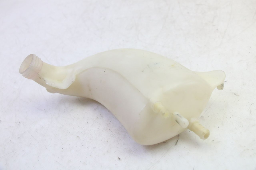 photo de BOTELLA EXPANSION PIAGGIO MP3 HPE 350 (2018 - 2020) - Primer plano técnico