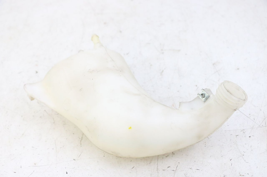 photo de DEPÓSITO DE EXPANSIÓN PIAGGIO MP3 500 (2014 - 2017) - Primer plano técnico