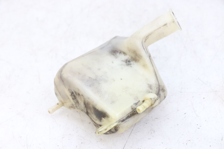 photo de DEPÓSITO DE EXPANSIÓN HONDA NTV DEAUVILLE 650 (1998 - 2001) - Primer plano técnico