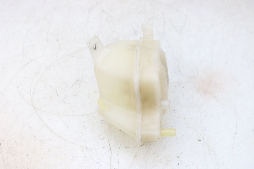 photo de DEPÓSITO DE EXPANSIÓN PIAGGIO VESPA GTS SUPER IE 125 (2009 - 2016) - Primer plano técnico