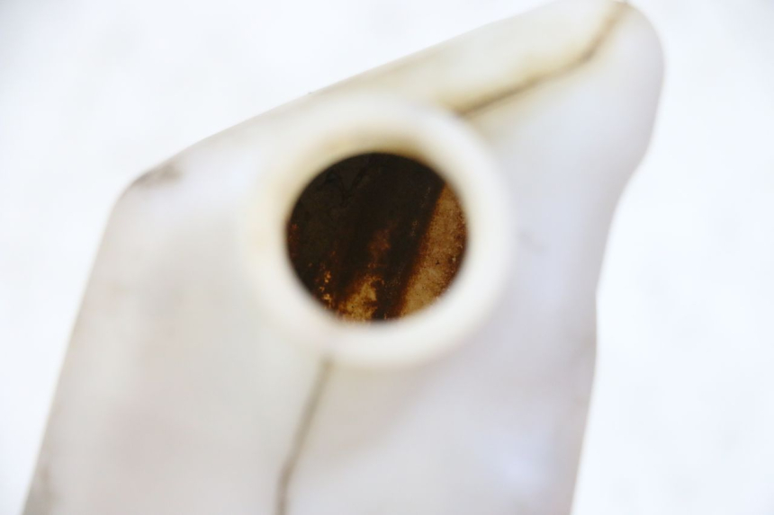 photo de DEPÓSITO DE EXPANSIÓN YAMAHA X-MAX XMAX 250 (2006 - 2009) - Detalles de los puntos de fijación