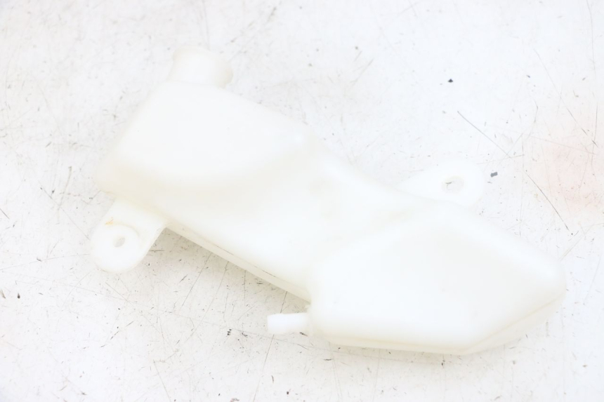 photo de DEPÓSITO DE EXPANSIÓN YAMAHA XMAX X-MAX 125 (2006 - 2009) - Detalle de la pieza
