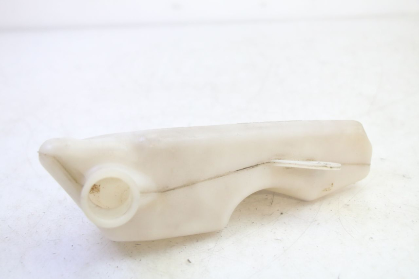 photo de DEPÓSITO DE EXPANSIÓN YAMAHA XMAX X-MAX 125 (2006 - 2009) - Primer plano técnico