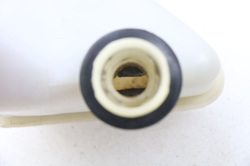 photo de BOTELLA EXPANSION PIAGGIO X9 125 (2000 - 2003) - Primer plano técnico