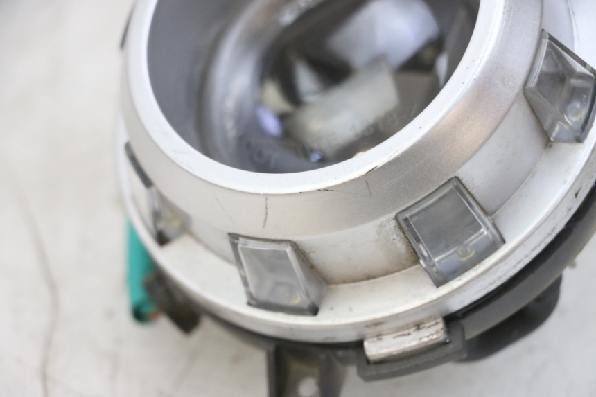 photo de LUZ DE POSICIóN SYM CROX 4T 50 (2016 - 2023) - Zoom estado de uso