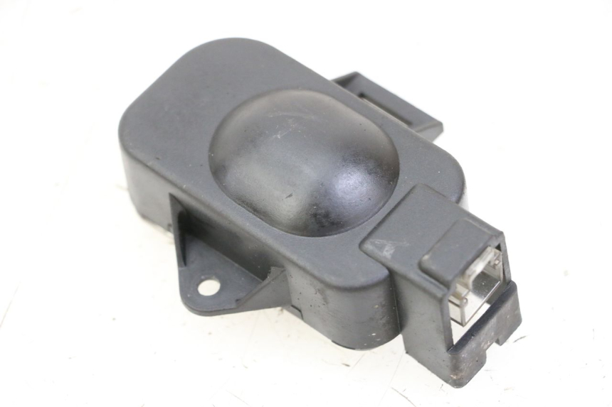 photo de LUZ PILOTO HONDA FES S-WING SWING ABS 125 (2007 - 2015) - Otra perspectiva