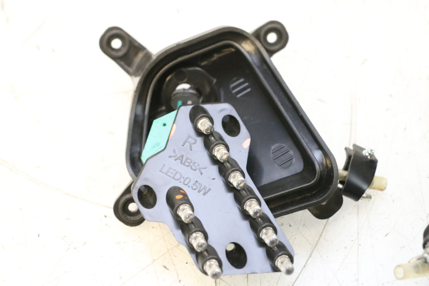 photo de LUZ PILOTO SYM JET 14 4T 50 (2018 - 2022) - Primer plano técnico