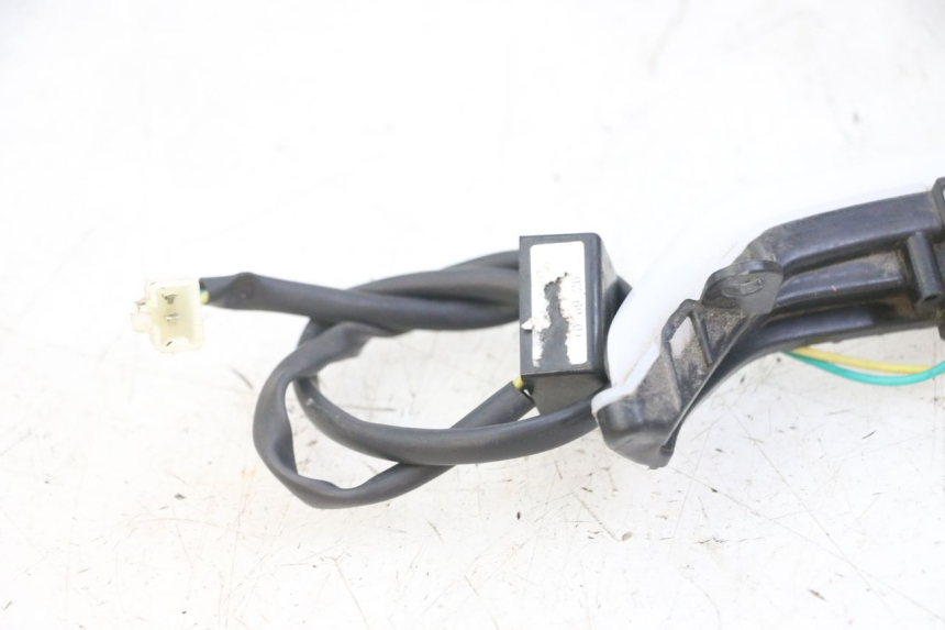 photo de LUZ PILOTO PEUGEOT KISBEE 2T 50 (2018 - 2022) - Detalle de la pieza