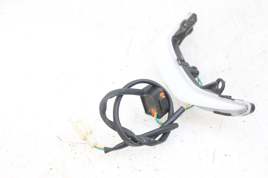 photo de LUZ PILOTO PEUGEOT KISBEE 2T 50 (2018 - 2022) - Otra perspectiva